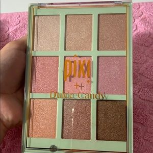 Pixi X Dulce Candy Sweet Glow Palette